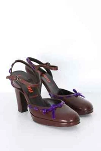 Tacones Mary Jane de cuero marrón con lazo de terciopelo MIU MIU (37) - Imagen 1 de 15
