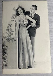 Postcard Young Couple Romance Formal Attire Dance Prom - Picture 1 of 2