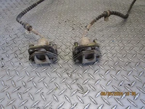 Pinzas de freno delanteras derecha e izquierda Polaris Trail Boss 250 líneas de montaje 863 - Imagen 1 de 12