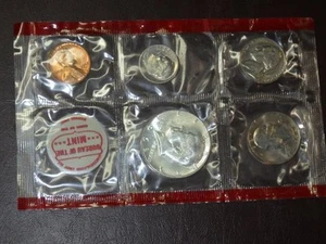 1968D COIN SET MINT KENNEDY 50c QUARTER NICKEL DIME PENNY FACTORY SEALED SET - Picture 1 of 1