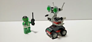 LEGO VINTAGE SET 1969 MINI ROBOT SPACE POLICE UNBOXED WITHOUT INSTRUCTIONS - Picture 1 of 7