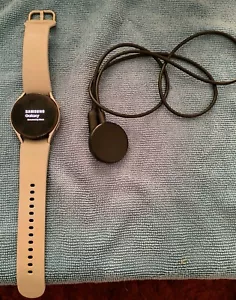 Samsung Galaxy Watch 4 40mm (bez pudełka) bonus dodatkowy - Zdjęcie 1 z 4