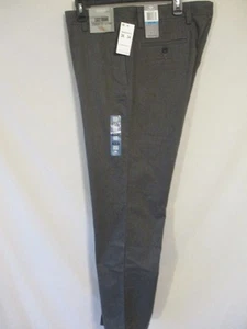 Dockers Easy Care Cotton Blnd Flat Gray Heather Straight Fit Khaki SR$50 NEW - Picture 1 of 3