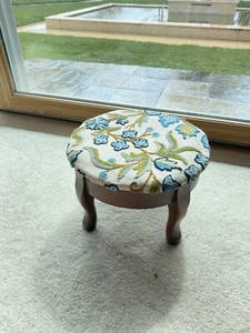 Vintage Handmade Foot stool with handmade Needlework Seat - Picture 1 of 8