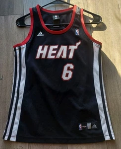 Miami Heat Lebron James Basketball Jersey - Adidas BLK NBA4Her Women’s Sz Small - Picture 1 of 17