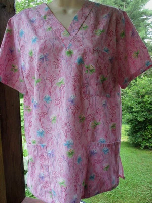 S B  Scrubs Brand Scrub Top Size S  Pink With Floral Pattern  - Image 1 of 4
