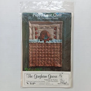 1979 VIP The Gingham Goose Welpe Liebe Applikation Krippe Größe Quilt Muster 45" x 60" - Bild 1 von 7