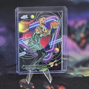 2024-25 Topps Cosmic Chrome Black Eclipse Refractor Damian Lillard 03/10 Bucks - Bild 1 von 3