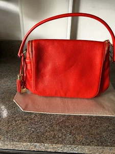 G I L I LEDERHANDTASCHE MIT REISSVERSCHLUSS VORNE RFID LEDER - MOHNROT - Bild 1 von 10