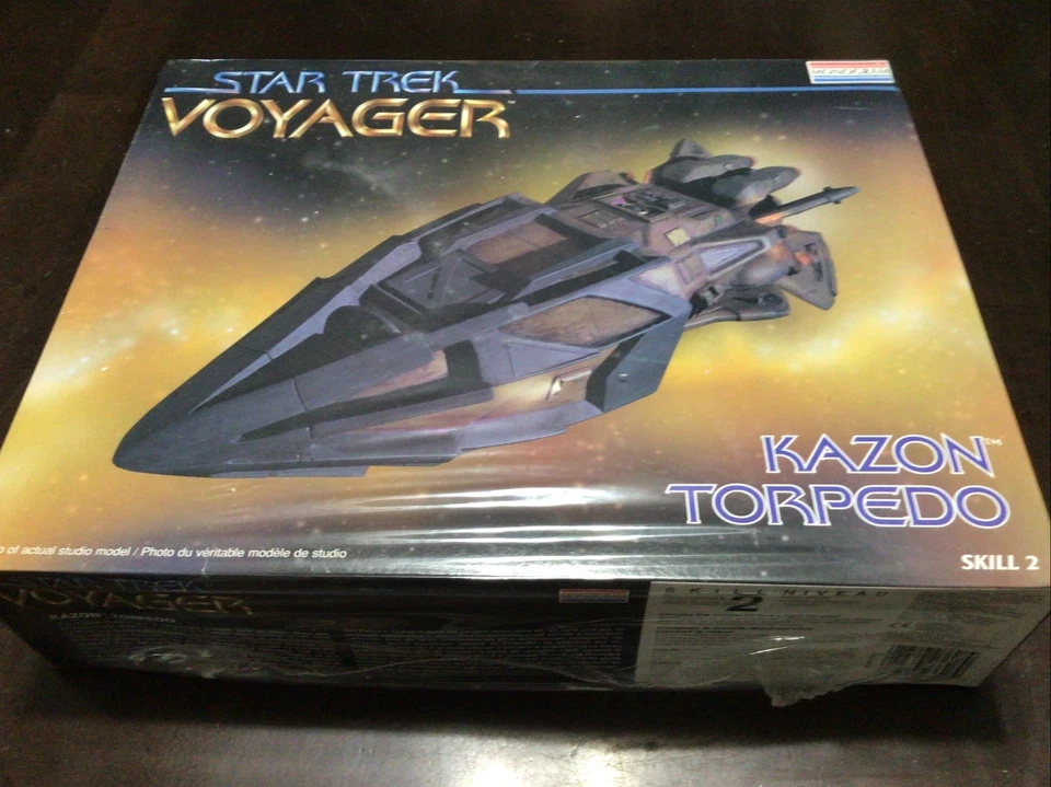 Kit modelo Kazon Torpedo Star Trek Voyager 1996 monograma #85-3608 sellado Foto 1 de 4