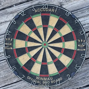 Vintage Winmau Accudart~Dartboard~17”Thick Cork Metal Numbers Heavy England 1997 - Picture 1 of 16