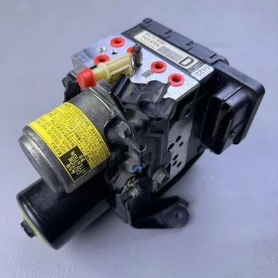 2006-2007 Toyota Highlander Hybrid ABS Anti Lock Brake Pump 44510-48061 OEM - Image 1 of 4