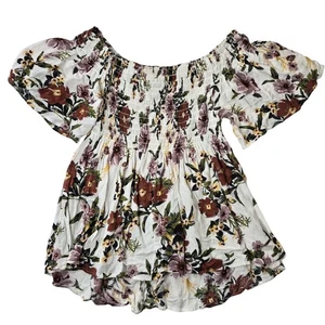 Top para mujer Charlotte Russe floral con hombros descubiertos talla pequeña - Imagen 1 de 3
