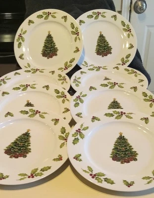Pfaltzgraff Christmas Day Dinner Plates -- Lot of 8 - Image 1 of 4