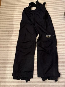 Mountain Hardwear Gore-Tex Herrenhose mit Hosenträgern L schwarz gebraucht, in einwandfreiem Zustand - Bild 1 von 22