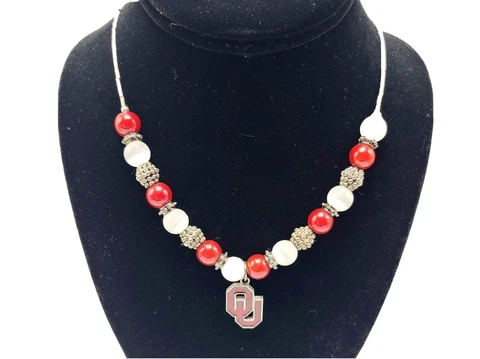 Oklahoma Sooners Glass Bead Necklace Red & White OU Cover
