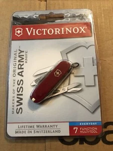 Victorinox Swiss Army Classic SD Messer Notfall Wharnclif NOS Klappblister - Bild 1 von 3