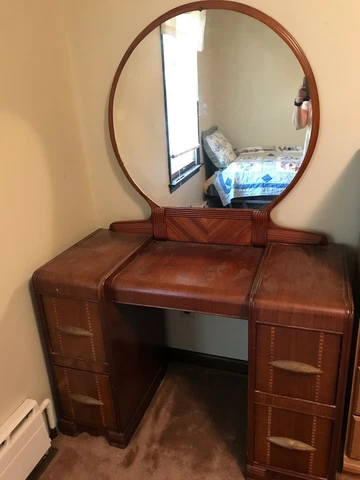 Antique Waterfall Art Deco Bedroom Set 3 Piece, Good Condition Cover
