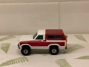 Hot Wheels Megaforce Red/White Ford Bronco Personnel Carrier w/Motorcycle - Picture 1 of 10