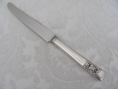 Plato comunitario - Coronación - Placa de plata Oneida - Cuchillo(s) de cena de 9 1/2" - 8 disponibles Foto 1 de 4