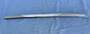 1978-87 Chevrolet Malibu Monte Carlo Camino Right Windshield Moulding A Body 27" - Picture 1 of 8