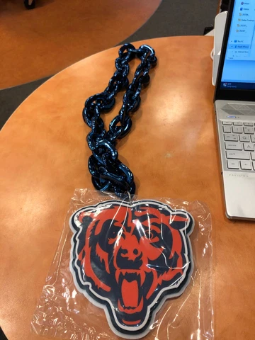 CHICAGO BEARS  BIG  Logo NAVY Fan Chain Big Chain Necklace  FAN FAVE Cover