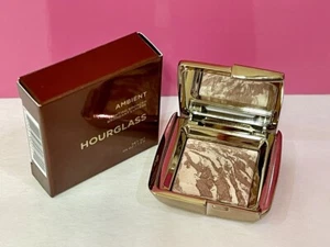Hourglass Ambient Lighting Bronzer 0.04 oz. Mini NIB - Diffused Bronze Light - Picture 1 of 4