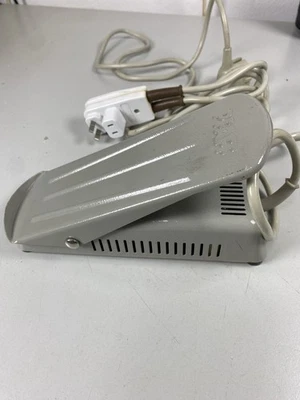 Pfaff Nähmaschine 260 - 360 Fußpedal  -  4 polig Sewing Motor Controller DEFEKT - Bild 1 von 4