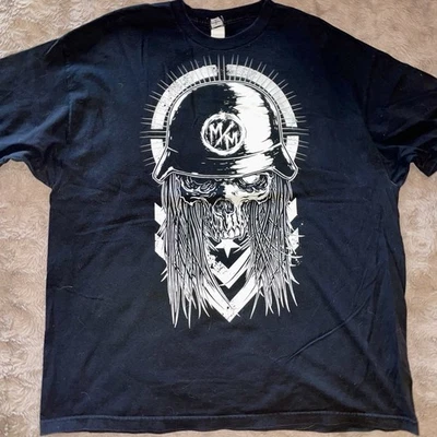 Camiseta gráfica METAL MULISHA vintage Y2K capacete caveira preto e branco XXL em perfeito estado! - Imagem 1 de 4