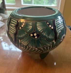 Talavera Style Flower Pot Turquoise & Blue Over White Clay - Excellent Condition - Picture 1 of 12