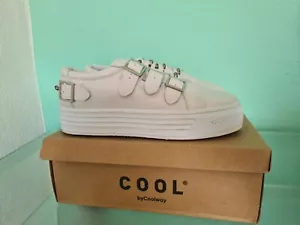 Zapatillas de plataforma de mujer muy bonitas talla 41 - Imagen 1 de 11
