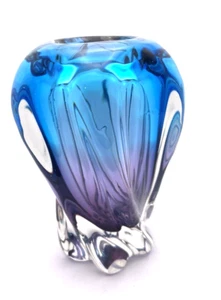 Vintage Art Glass Spiral Twisted Blue Amethyst Ombre Vase 6.5” - Picture 1 of 6