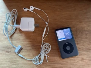 Apple iPod Classic 6th Generation 160GB Black Model A1238 Tested Works Complete - Picture 1 of 17