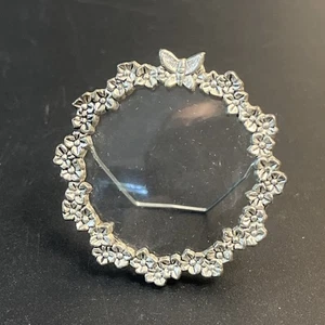 Vintage runder Zinn Schmetterling Blumen Foto Bilderrahmen Mini Metall niedliche Blumen 2" - Bild 1 von 6