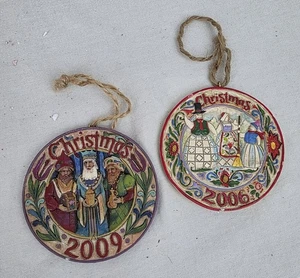 Jim Shore Heartwood Creek Dated Christmas Ornament Set of 2 - 2006 & 2009 - Picture 1 of 2