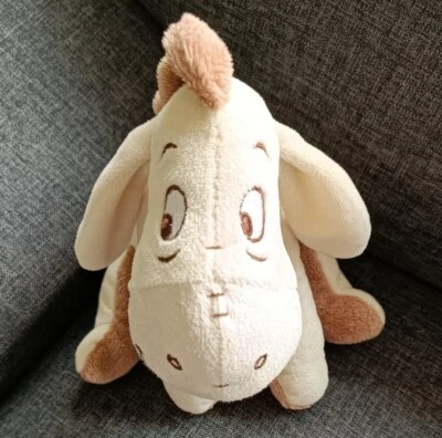 1482🌟Peluche doudou bourriquet DISNEY NICOTOY beige brun oiseau écusson 18 cm - Photo 1/4