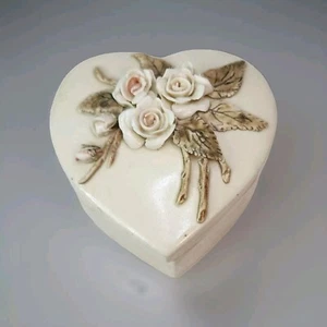 De Colección Caja Baratija San Valentín Corazón Rosa Floral Bisque Crema Joyería Cómoda Tocador - Imagen 1 de 7