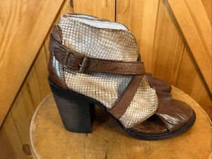 Freebird by Steven Rattle Stiefeletten/Sandalen offene Zehenpartie braun Größe 8 - Bild 1 von 8