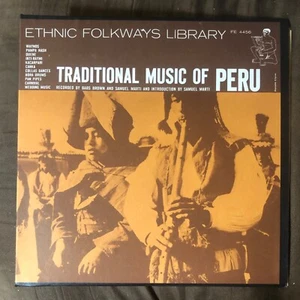 TRADITIONAL MUSIC OF PERU - 1959 Ethnic Folkways LP w/ Booklet - BEAUTIFUL NM - Picture 1 of 6