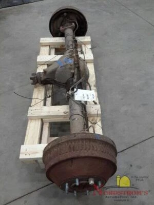 2002 Chevy Express 2500 Van Rear Axle Assembly 3.73 Ratio Lock - Изображение 1 из 4