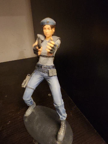 NECA Resident Evil - Jill Valentine STARS Figure Loose with Base and Gun Cover