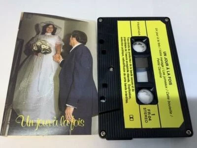 UN JOUR A LA FOIS (REGINAL BRAULT) Cassette & AUTRES SUCCES COUNTRY & MADELINOT - Image 1 of 4