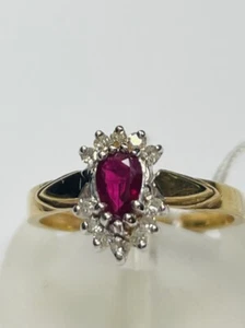 STUNNING 9ct Gold BEAUTIFUL RUBY & DIAMOND Ring - Picture 1 of 2