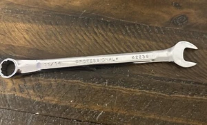 Craftsman Tools USA PROFESSIONAL 42238 SAE 11/16" Combination Wrench - 12 Point - Picture 1 of 8