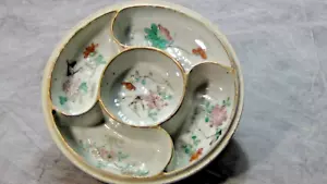 ANTIKES CHINESISCHES PORZELLAN SERVIER RUNDES TABLETT BEMALT MIT BLUMEN & INSEKTEN, MARKIERUNG - Bild 1 von 12