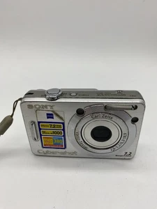 Sony Cybershot DSC-W55 Digitalkamera 7.2MP silber getestet - Bild 1 von 7