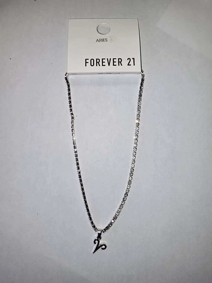 ¡NUEVO CON ETIQUETAS! Collar ARIES Plata Forever 21 16" Signo Solar Astrológico Foto 1 de 1