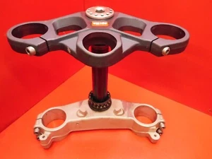 APRILIA RSV1000R YOKES TOP AND BOTTOM YOKE 2004 2009 - Picture 1 of 15