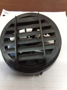 School Bus Diffuser Assembly (Slight Rust On Metal) 00530246 - Picture 1 of 6