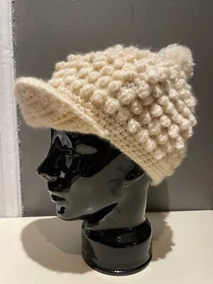 VTG 60'S CUTE!! HAND KNIT POM POM IVORY KNIT MOD BUBBLE FISHERMANS BERET HAT - Image 1 of 4